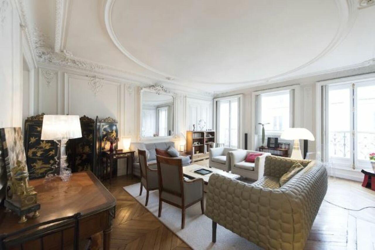 Charming Haussmannian Apartment *